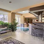 Хотел Naslada 3*