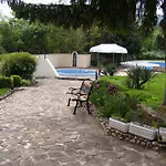 Хотел Naslada Балчик