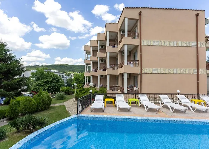 Ξενοδοχείο Naslada 3*