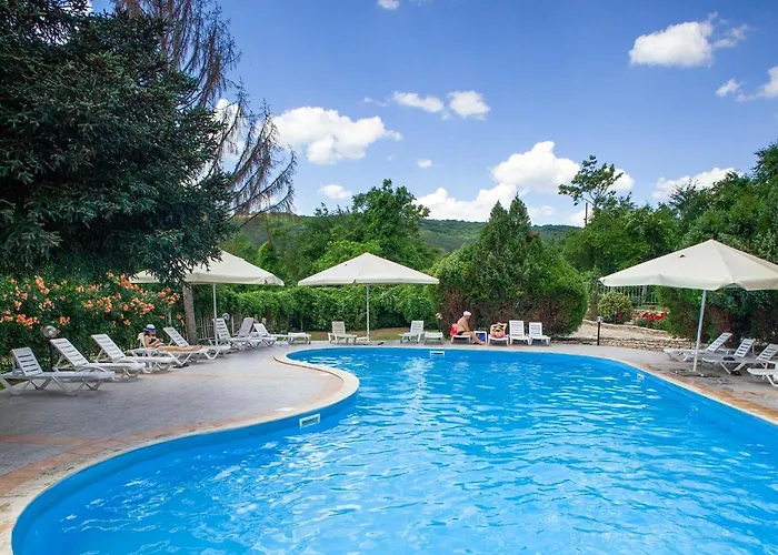 Ξενοδοχείο Naslada 3*